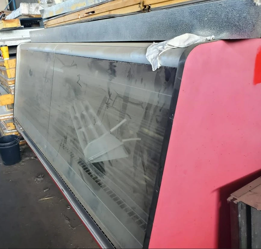 118-0033 Hussmann ESGMVS 8’ Remote Refrigerated Meat Case