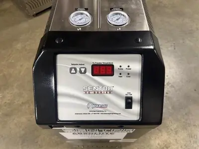 New | in-Stock 2025 ADVANTAGE/SENTRA 3 HP TEMPERATURE CONTROLLER SRV-1080 (2025) Temperature Controls | Absolute Machinery #540483