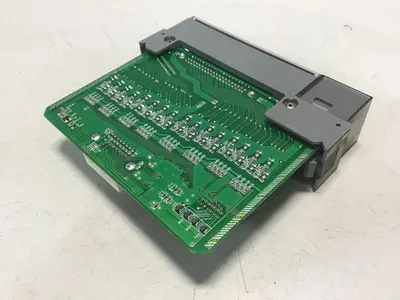 USED ALLEN BRADLEY 1746-OB32 SER D