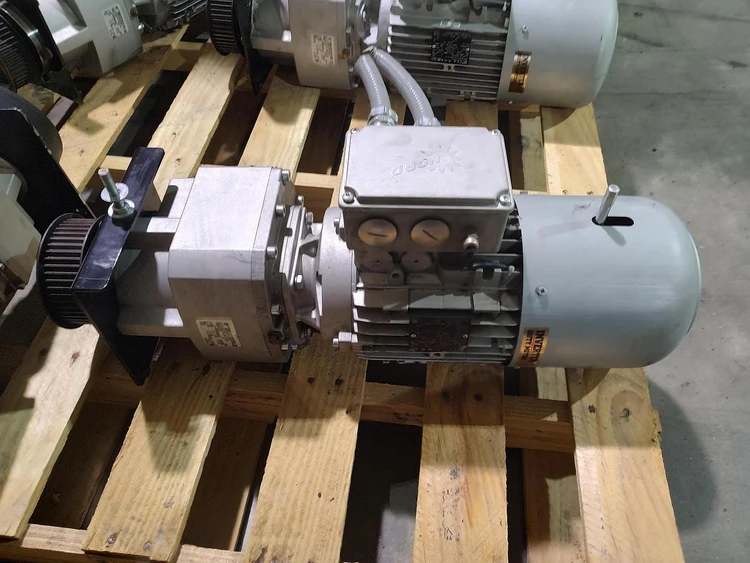 Used NORD SK100LP/4 CUS BRE40 HL TW Gearmotors Kentucky US | Edwards Industrial Repair #1321266