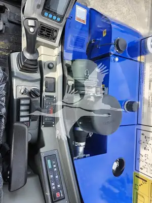 USED 2025 BLU B60