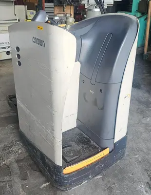 USED 2016 CROWN RT 4020-20