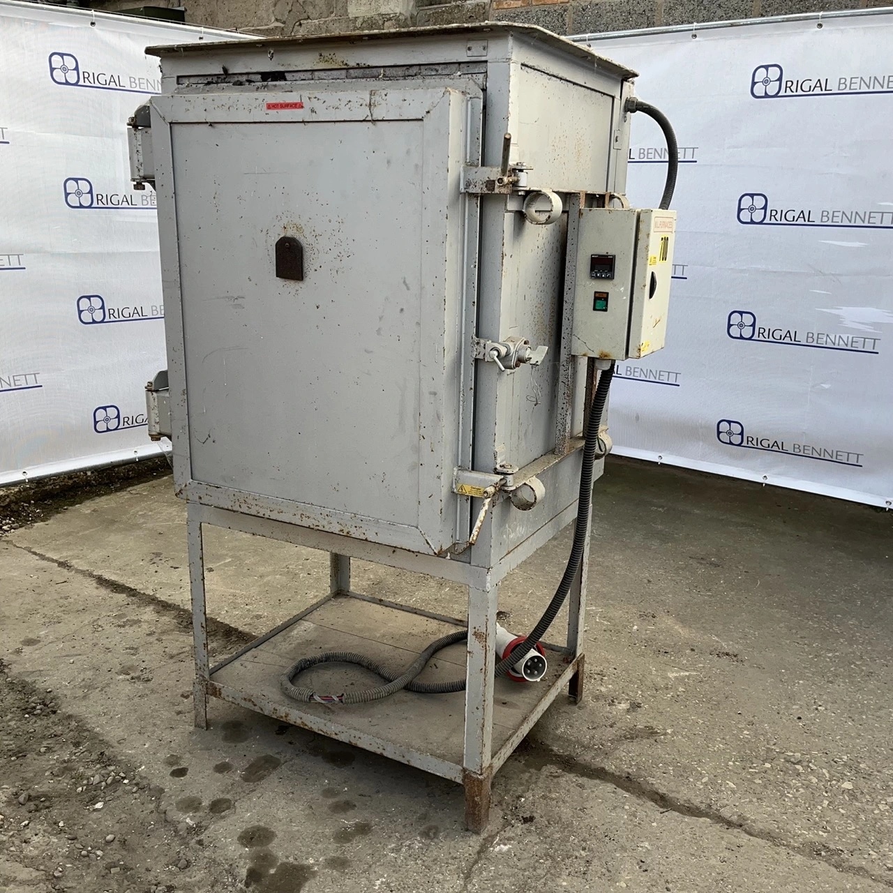 260L ML Furnaces Front Loading 1,200 Degrees