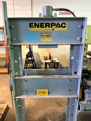 USED ENERPAC PER3042
