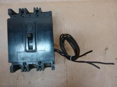 USED WESTINGHOUSE FB3015L