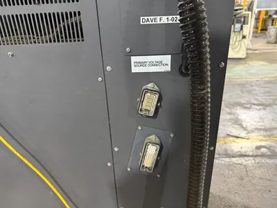 USED YASKAWA MOTOMAN-MH24 + DX200