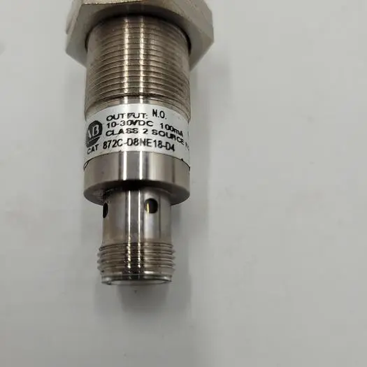 Used ALLEN-BRADLEY ALLEN BRADLEY 872C-D8NP18-D4 PROXIMITY SWITCH Switch Parts | ND Industrial Surplus #1218814