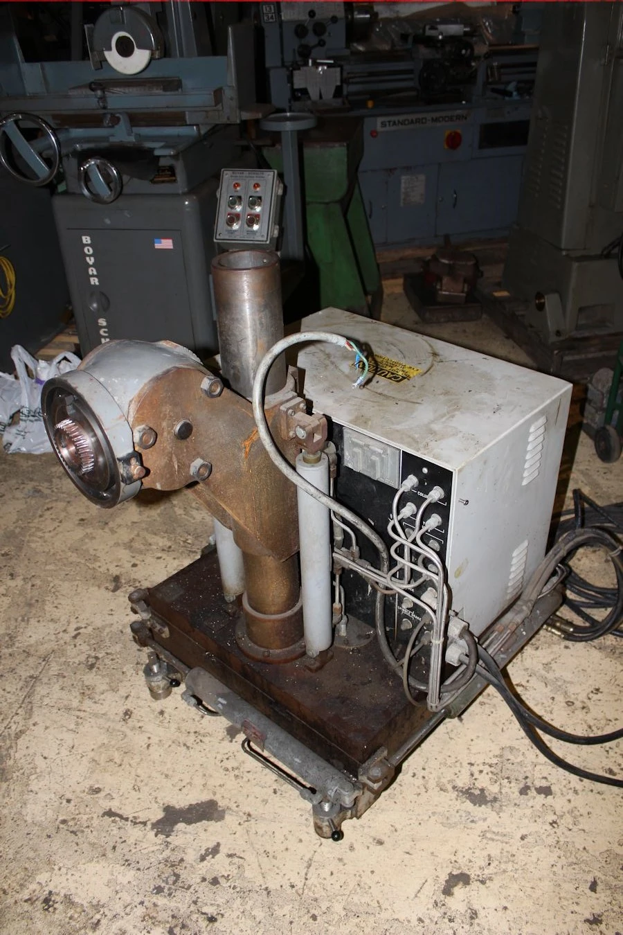 Hydraulic Mill Head Fixture