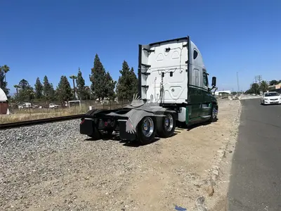 Used 2016 FREIGHTLINER CASCADIA 125 Conventional trucks California US | Lillo Machinery #1403822