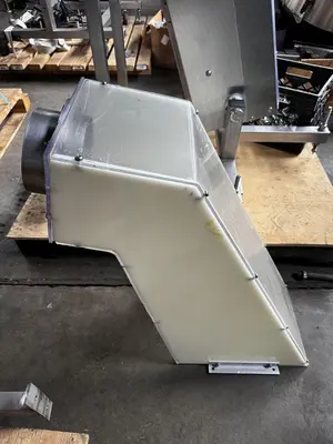 USED INLINE FILLING SYSTEMS CAP HOPPER/ELEVATOR