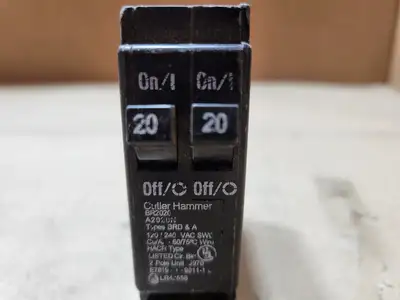 Used CUTLER-HAMMER BR2020 Circuit Breakers British Columbia CA | Lenmark #1488970