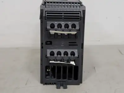 NEW 2000 SIEMENS 6SE9212-8CA40