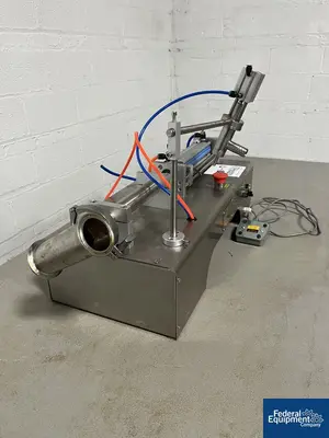 USED Quantitative filling machine Quantitative Liquid Filling Machine