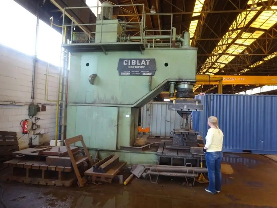 USED CIBLAT 600 TON