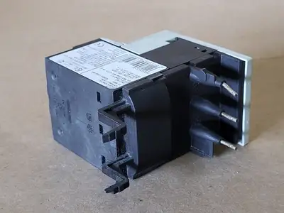 USED SIEMENS 3RB2026-2QB0