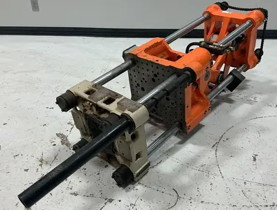 USED CINCINNATI MILACRON VS33