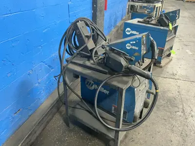USED MILLER INVISION 456MP