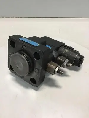 USED VICKERS DG4V-3S-2AL-M-U-HL7-60-EN490