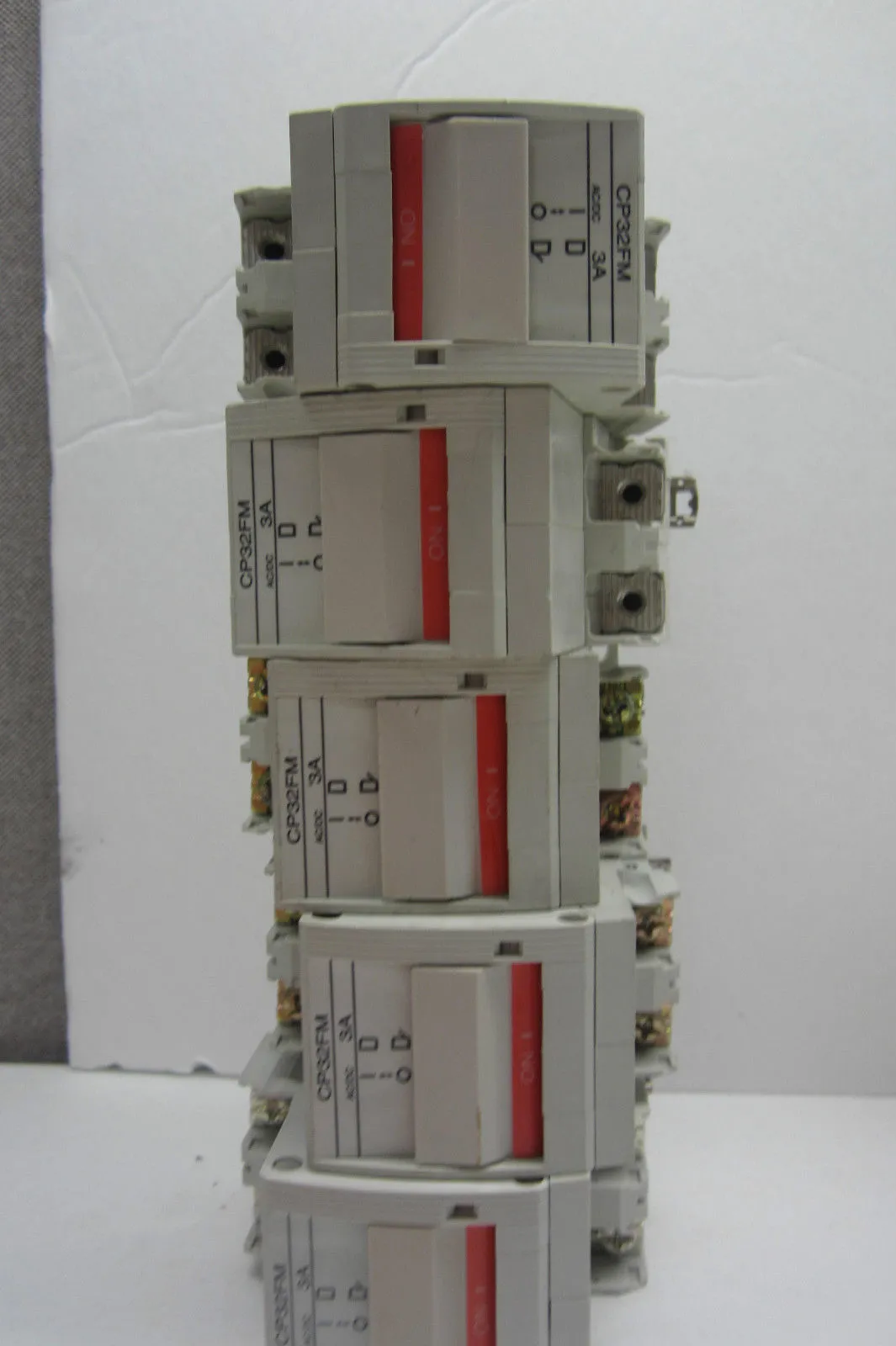 5 FUJI ELECTRIC CP32 FM/3 CIRCUIT PROTECTOR CP32FM3