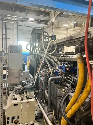 2015 UBE Servomax 1000W Horizontal Plastic Injection Molding Machines | JYC MACHINERY (12)