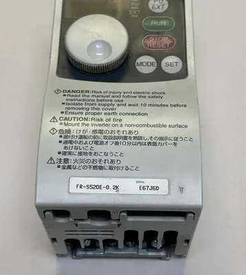 USED MITSUBISHI ELECTRIC FR-S520E-0.2K