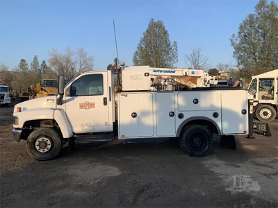 Used 2009 GMC TOPKICK C5500 Service & Utility Trucks California US | Mittry Construction #1493958