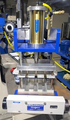 USED JORACO JORACO 300C PRESS