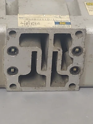 USED MAC 303G-111D-1