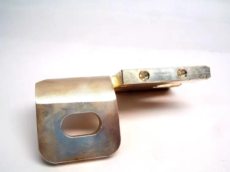 Used PRECISION INDUSTRIES LEFT HAND KICKLESS CABLE LUG CONTACT 1/2" X 1" Cable & Wire | Maverick Industrial Sales #1104006