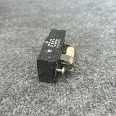 Used Allen-Bradley 1491-N121 Fuse Accessories California US | Davliegogo LLC #1708204