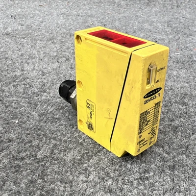 Used Banner Engineering Q85VR3DL-T9 Photoelectric Sensors California US | Davliegogo LLC #1705873