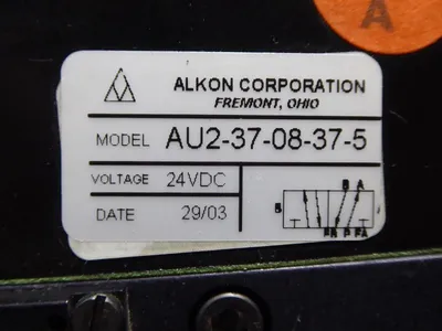 Alkon AU2-37-08-37-5 Indy Pneumatic Solenoid Valve Used