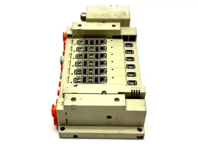 SS5V2-W10S0D-08B-N3 | SMC  Plug-In Pneumatic Manifold - Used