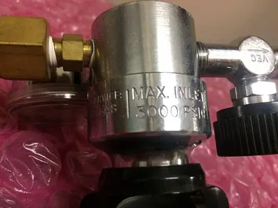 HP COMPRESSED GAS REGULATOR LB 150A