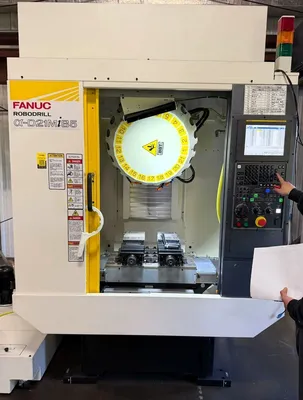2022 FANUC ROBODRILL ALPHA D21MIB5 Vertical Machining Centers | Midstate Machinery (1)