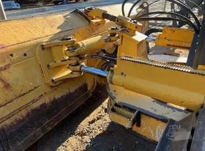 USED 2011 JOHN DEERE 700J LGP
