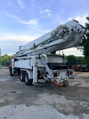 Used 2004 SCHWING BPL2023- 8/KMV39X Concrete Pumps Colorado US | Concrete Pump Depot #1393881