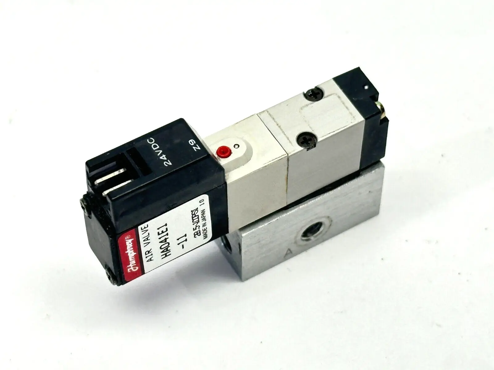 HA041E1-11 | Humphrey  Pneumatic Air Valve w/ Manifold Block 24VDC - Used