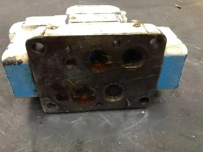 USED SPERRY VICKERS DG4V32AWB12