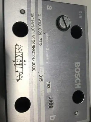 USED BOSCH 0 810 001 776