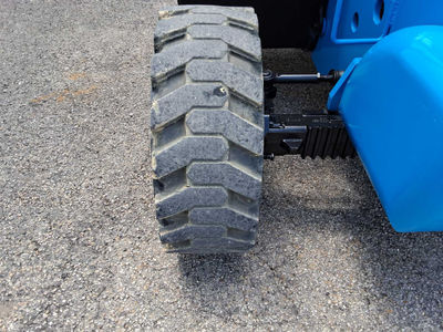 USED 2016 Genie GTH-5519