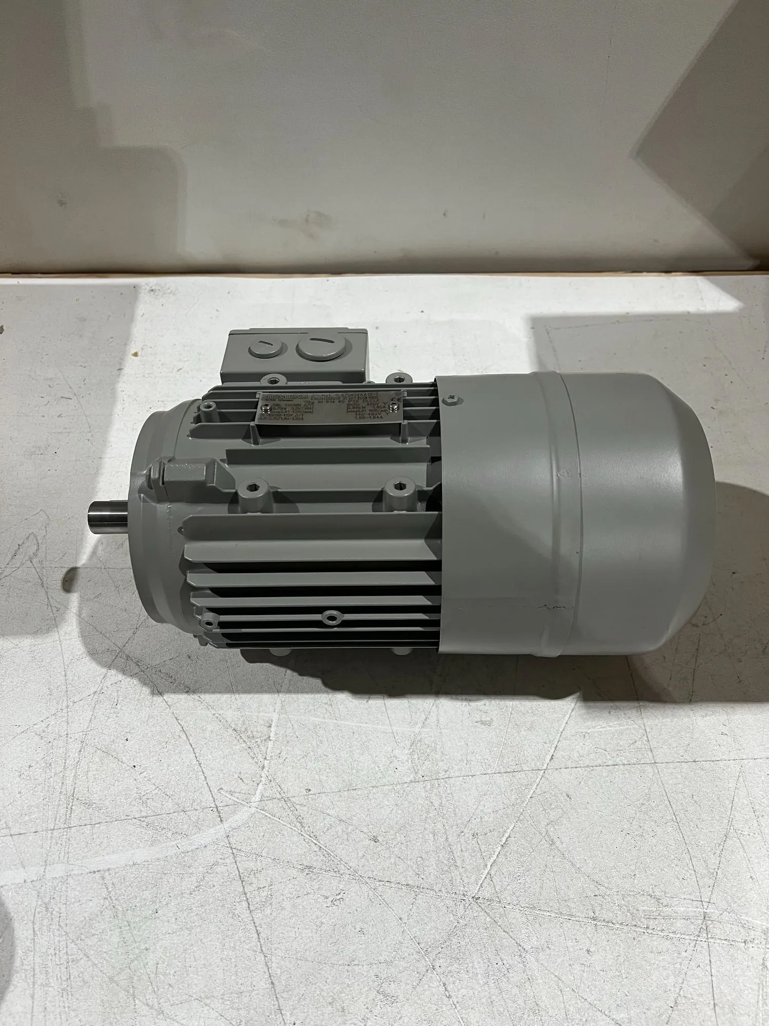 USED SIEMENS 1LA70834AA12-Z