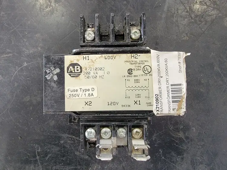Used ALLEN-BRADLEY X-210902 Transformers British Columbia CA | Lenmark #264898