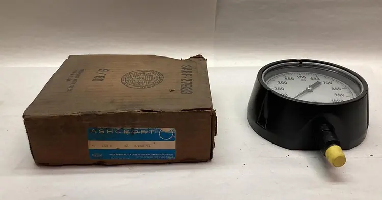 New | in-Stock ASHCROFT 45-1220-B Universal Pressure Meters Ohio US | Surplus Asset Holdings #1239232