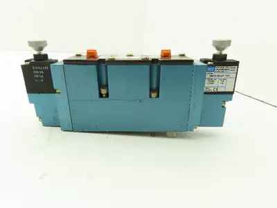 MAC 93A-EAB-000-DM-DJAP-4DG Pneumatic Double Solenoid 4/3 Spool Valve 120V