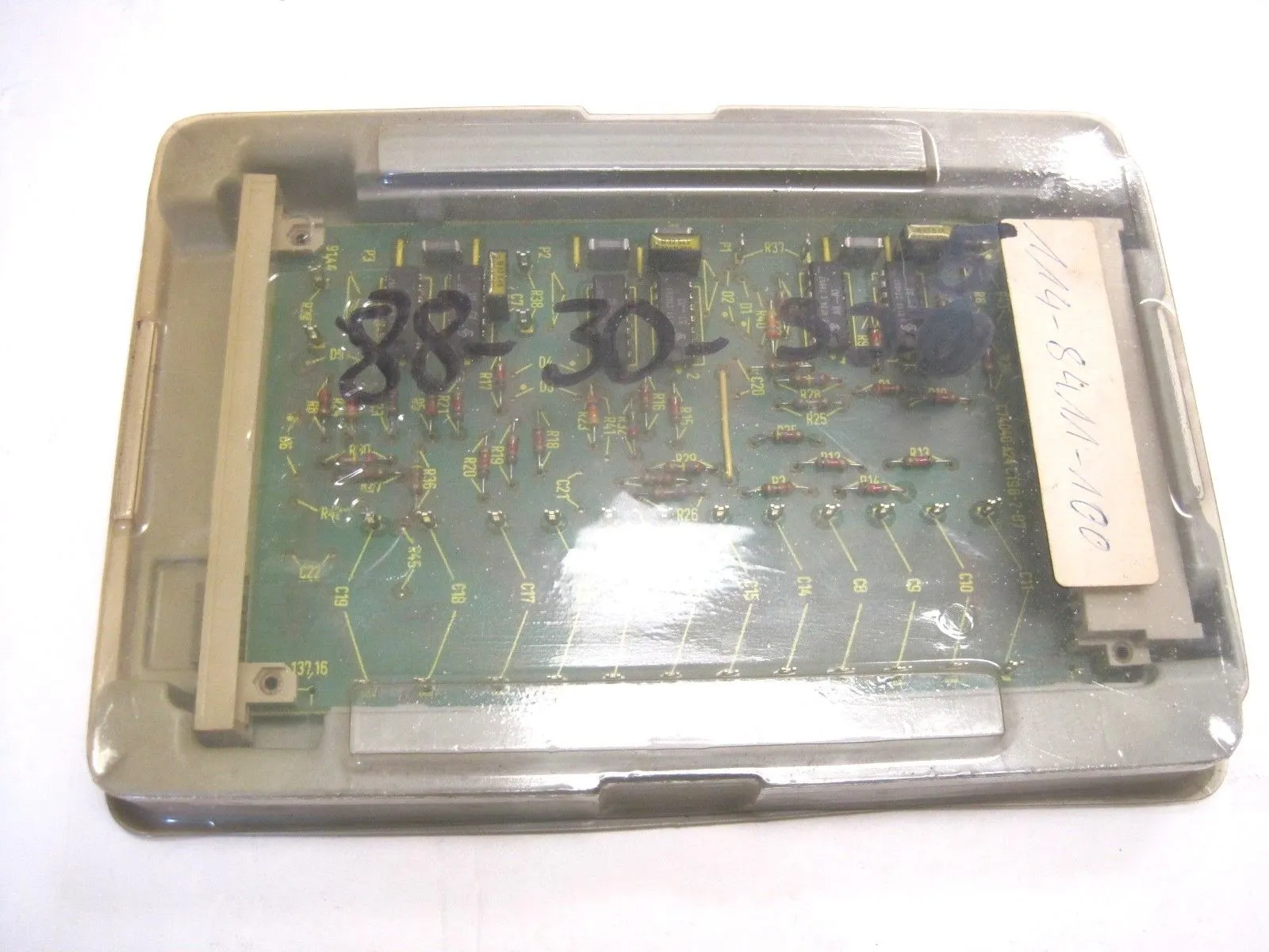 NEW SIEMENS OUTPUT BOARD 6EC1110-0A