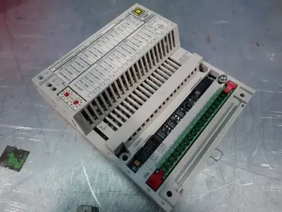 Used SQUARE D 5204634453 PLC Input & Output Ohio US | HGR 24 #882817