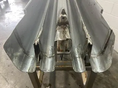 Commercial 4-Lane Shaker Conveyor