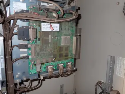 USED 2013 YASKAWA MOTOMAN MH6