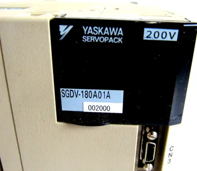 NEW YASKAWA ELECTRIC SGDV-180A01A002000 SERVOPACK SGDV180A01A002000